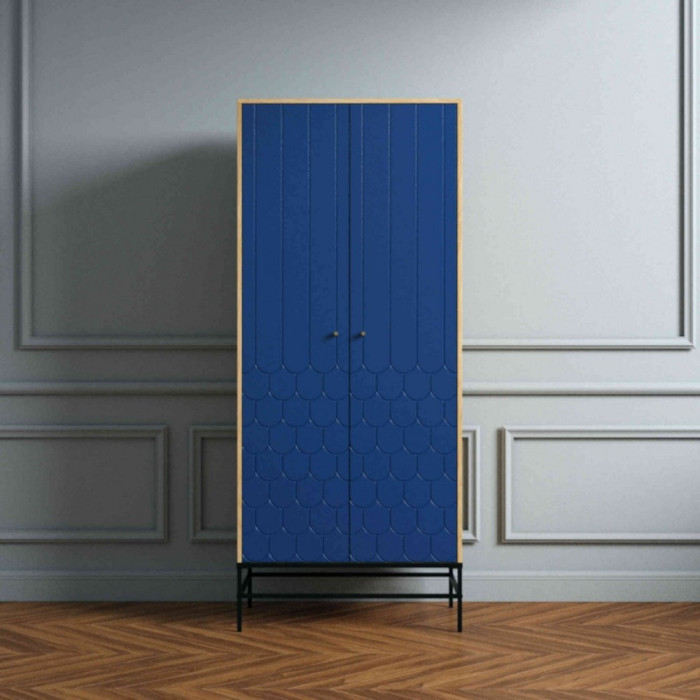 Lia's wardrobe (blue) Lia's wardrobe (blue)